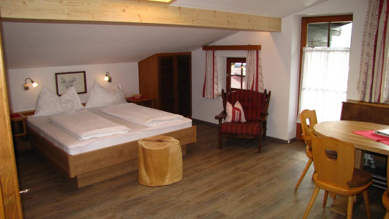 Apartments Rock Neukirchen am Großvenediger Eksteriør billede